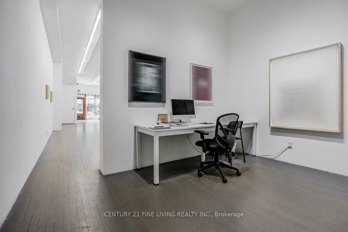 3048, Dundas, Junction Area, Toronto