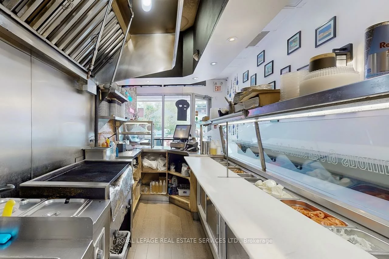 2184, Bloor, High Park North, Toronto