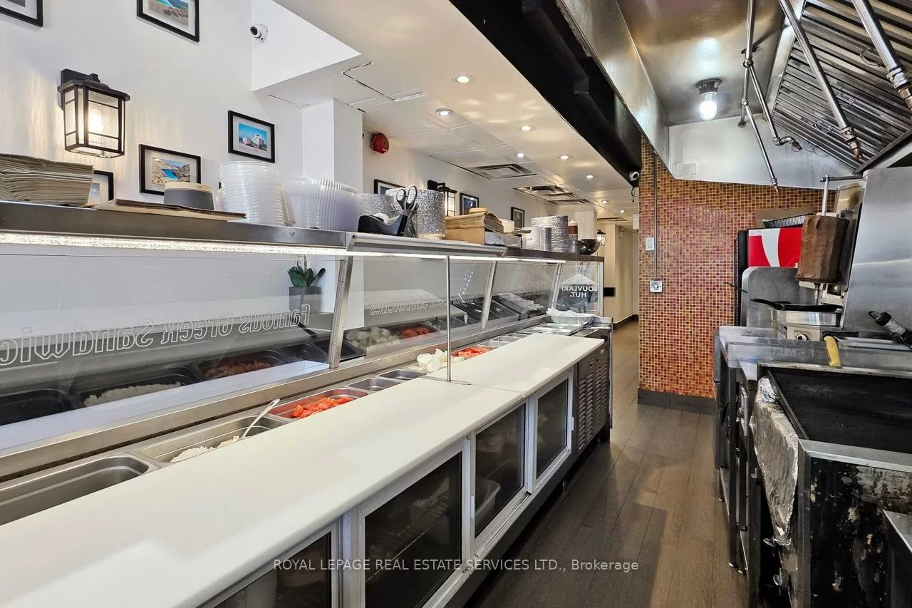 2184, Bloor, High Park North, Toronto
