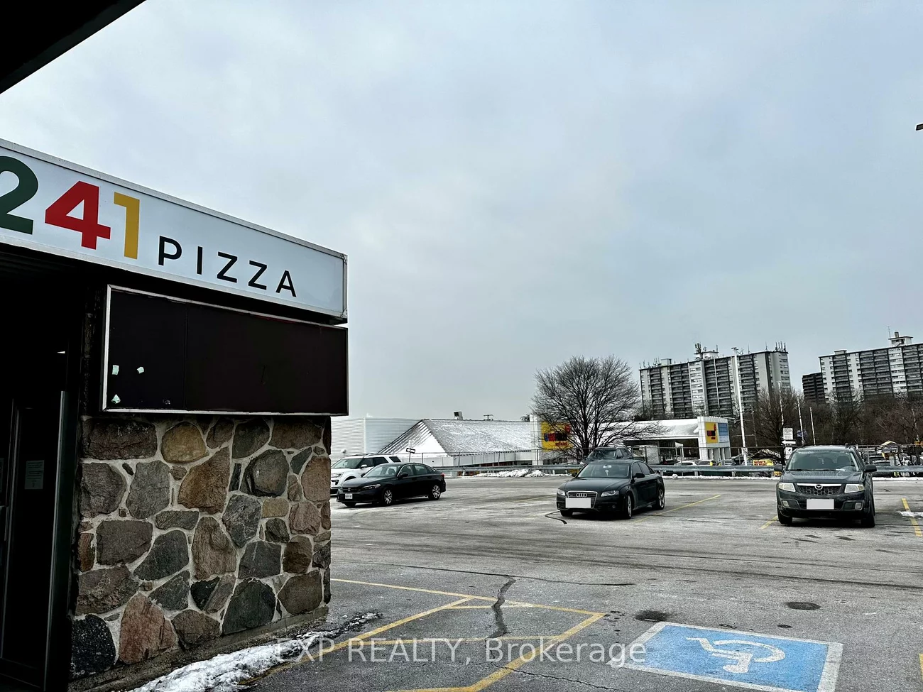 235, Dixon, Kingsview Village-The Westway, Toronto