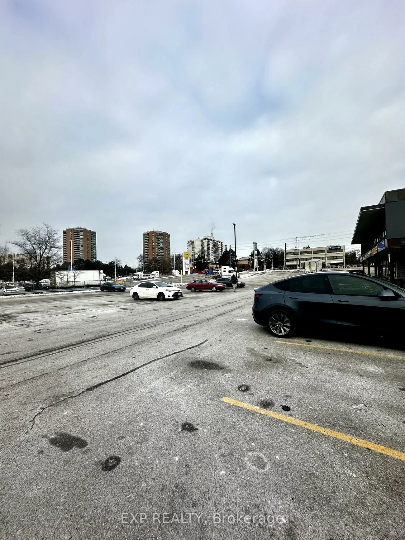 235, Dixon, Kingsview Village-The Westway, Toronto