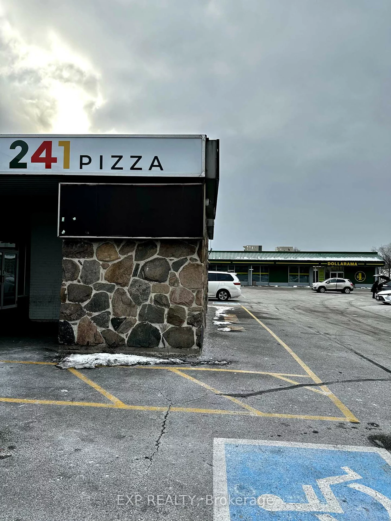 235, Dixon, Kingsview Village-The Westway, Toronto