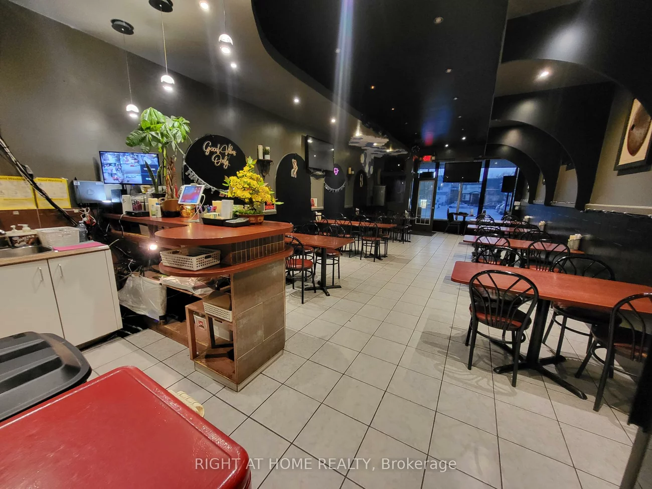 825, Runnymede, Runnymede-Bloor West Village, Toronto