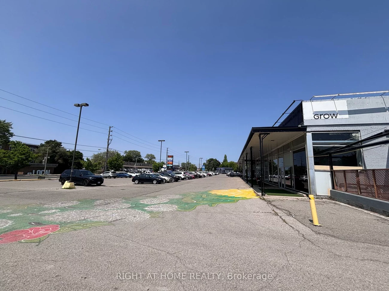 950, Albion, Thistletown-Beaumonde Heights, Toronto