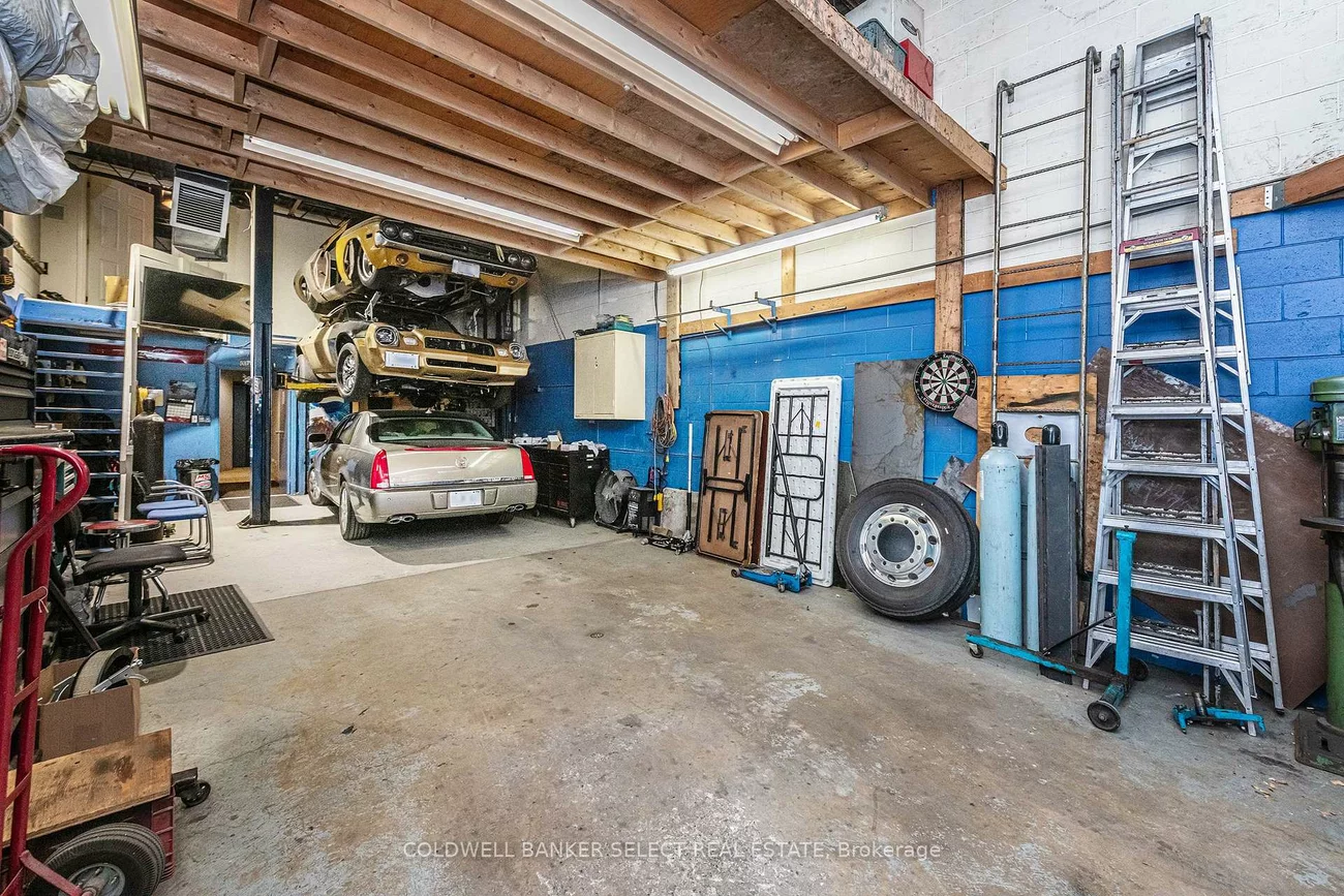 32, Goodmark, West Humber-Clairville, Toronto