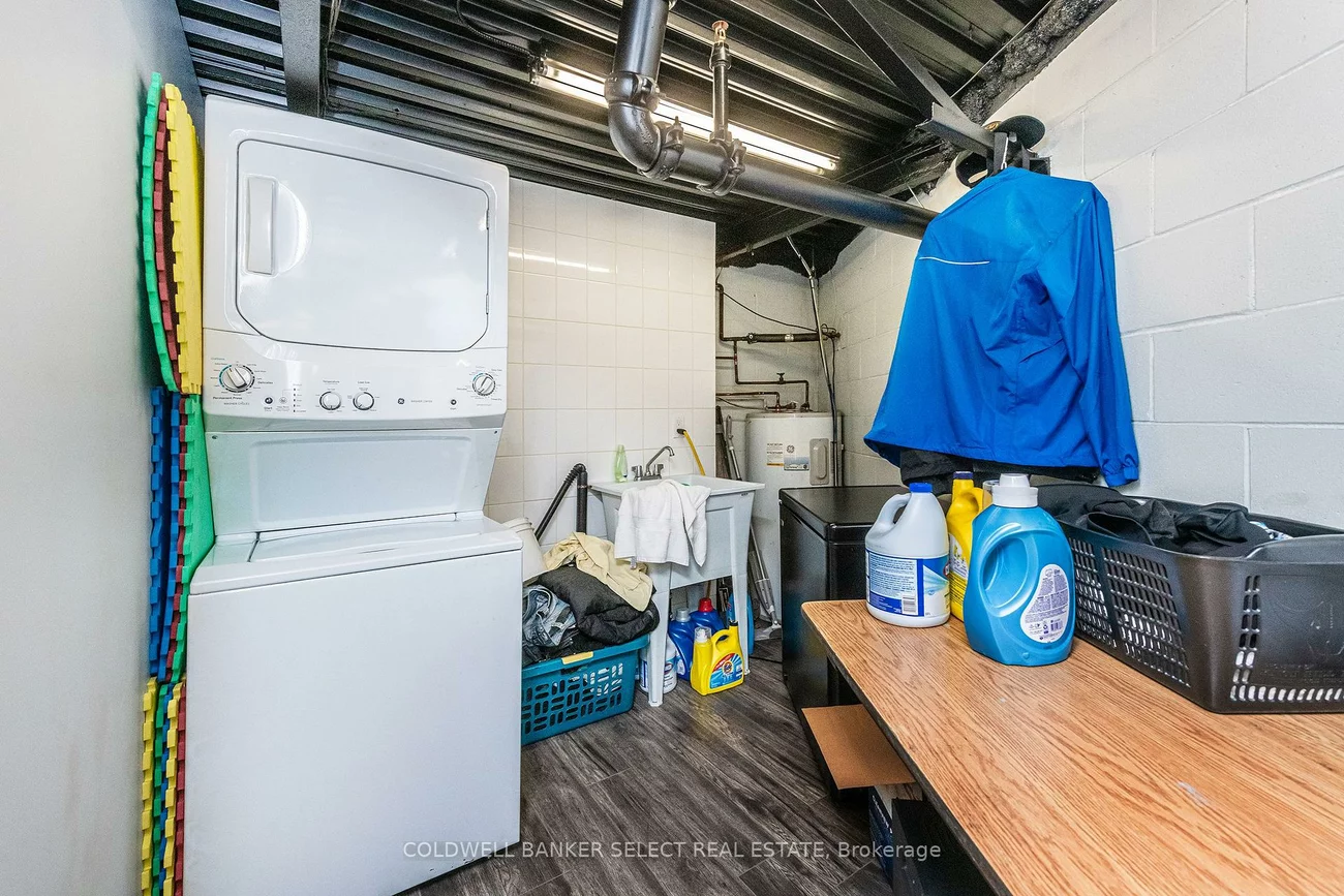 32, Goodmark, West Humber-Clairville, Toronto