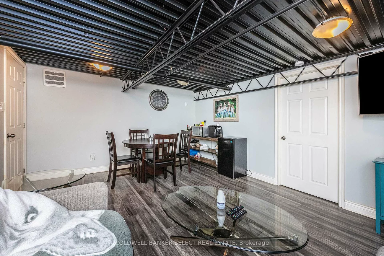 32, Goodmark, West Humber-Clairville, Toronto