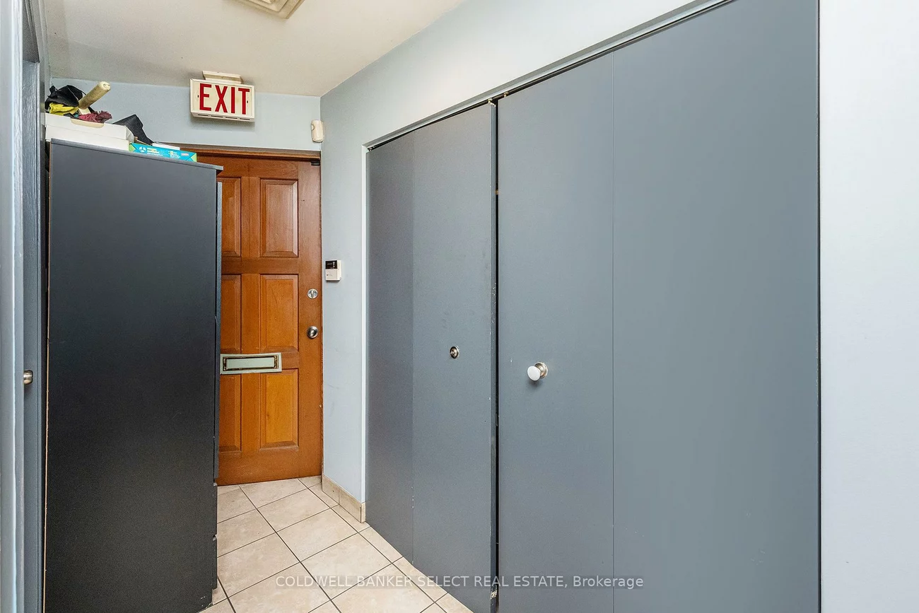 32, Goodmark, West Humber-Clairville, Toronto