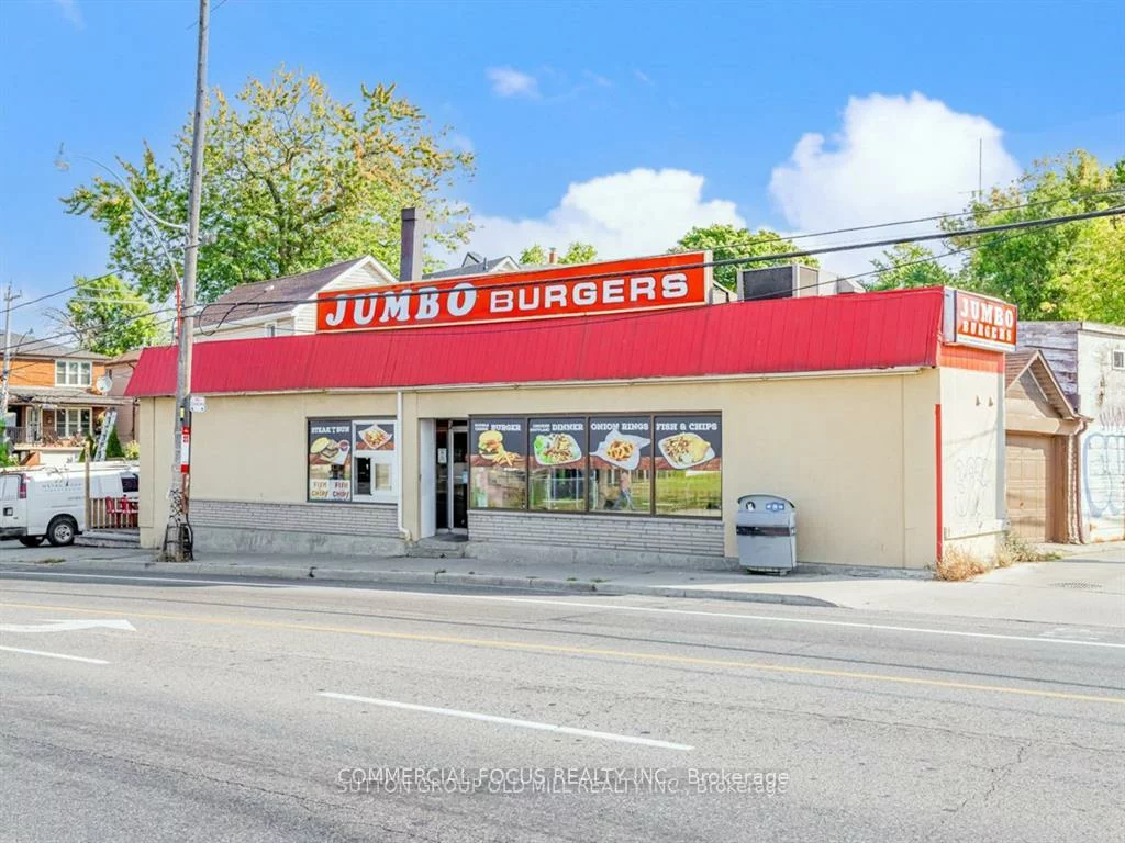 683, Runnymede, Runnymede-Bloor West Village, Toronto