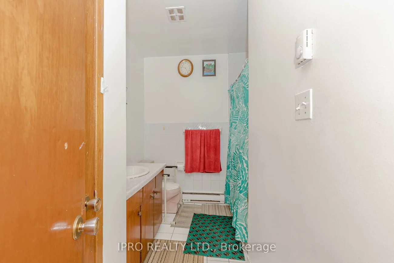 846, Wilson, Downsview-Roding-CFB, Toronto