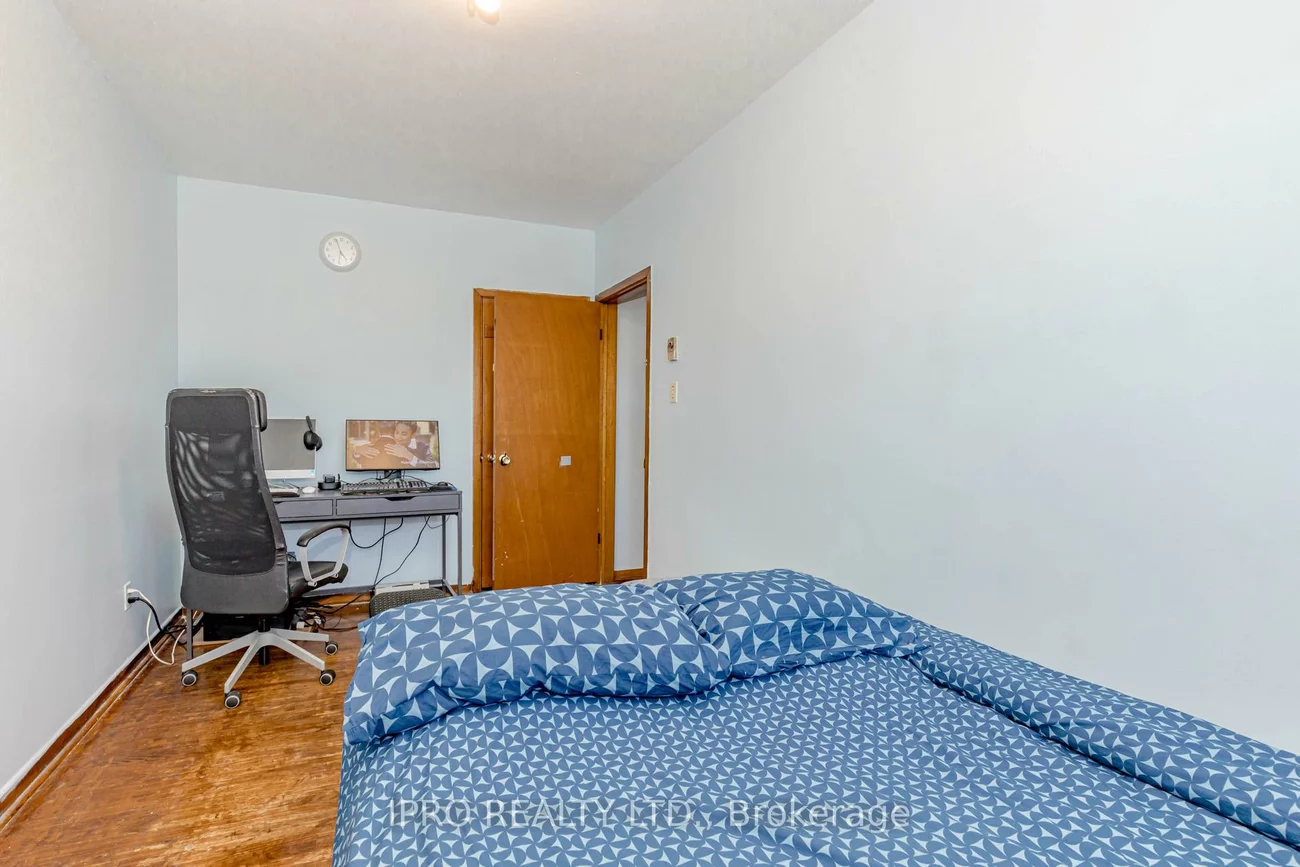 846, Wilson, Downsview-Roding-CFB, Toronto