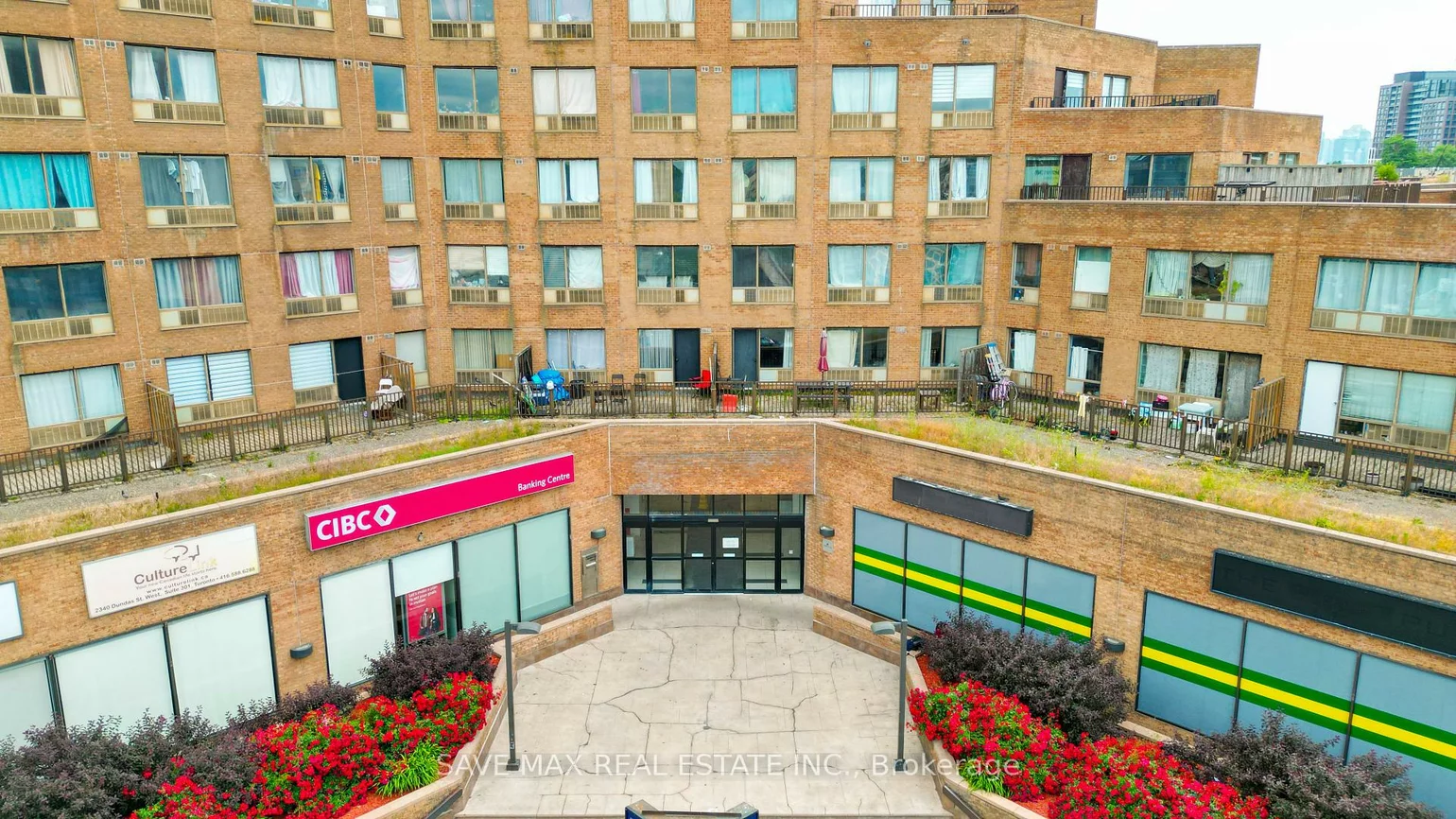2340, Dundas, High Park North, Toronto