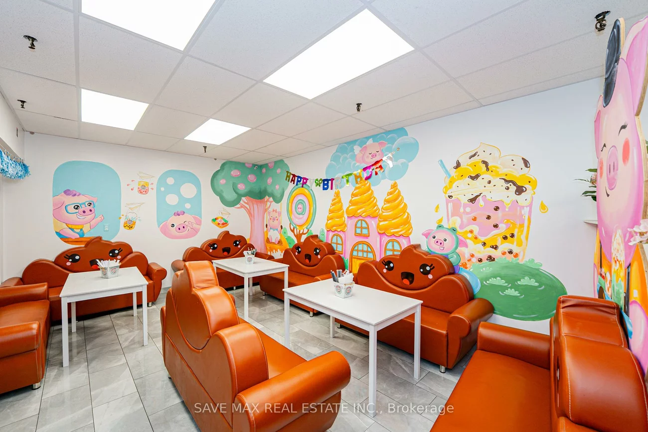 2340, Dundas, High Park North, Toronto