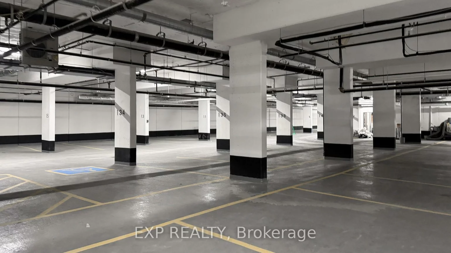 600, Dixon, Willowridge-Martingrove-Richview, Toronto