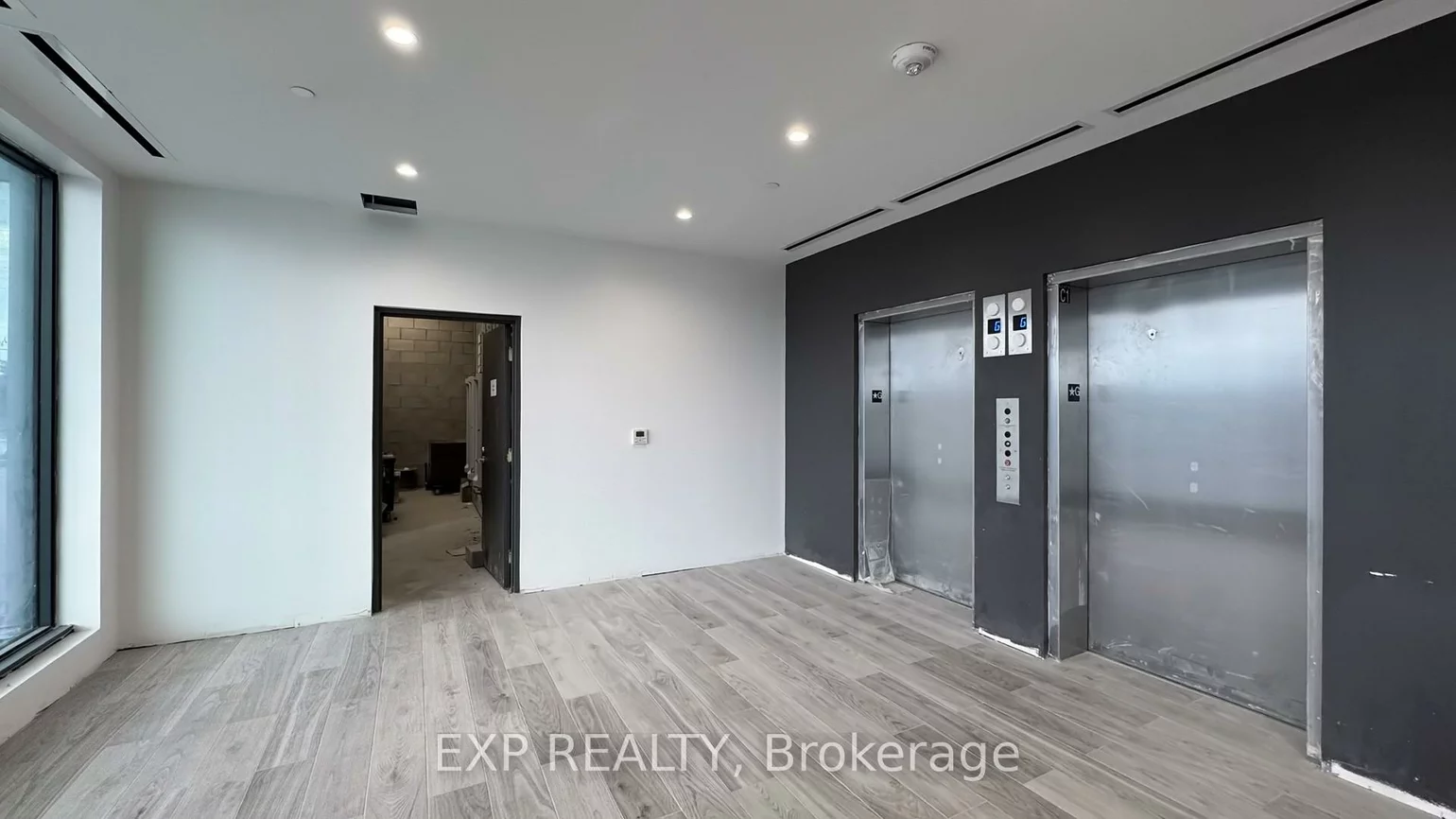 600, Dixon, Willowridge-Martingrove-Richview, Toronto