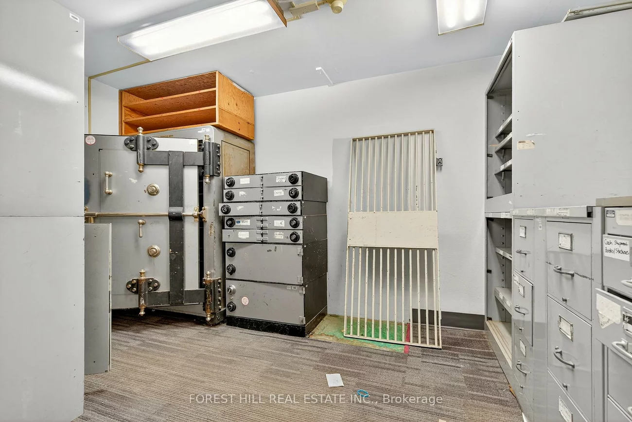 1502-1504, Dupont, Dovercourt-Wallace Emerson-Junction, Toronto