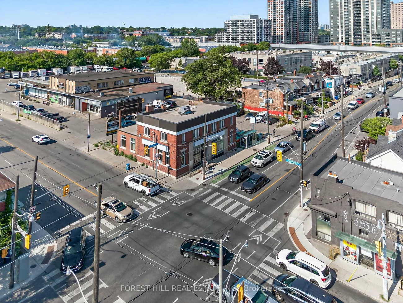 1502-1504, Dupont, Dovercourt-Wallace Emerson-Junction, Toronto