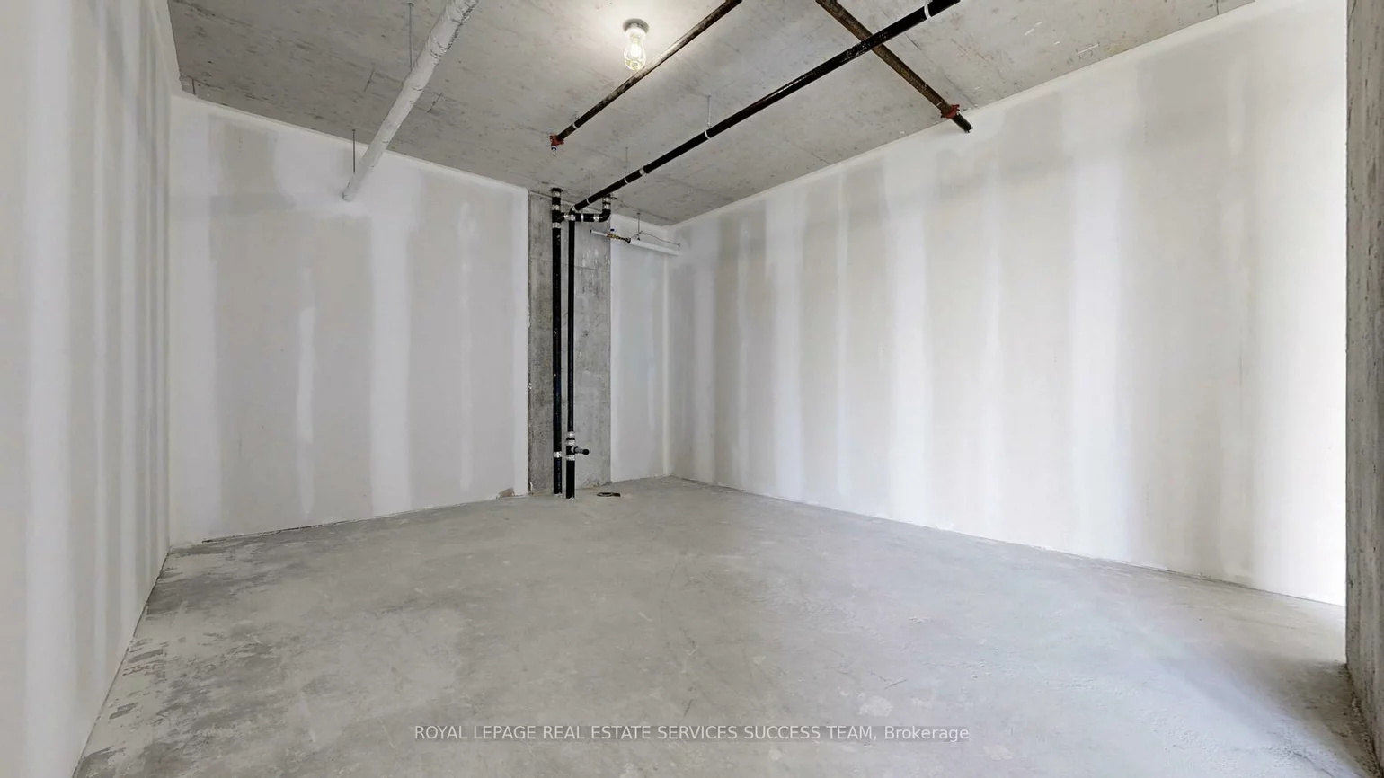600, Dixon, Willowridge-Martingrove-Richview, Toronto