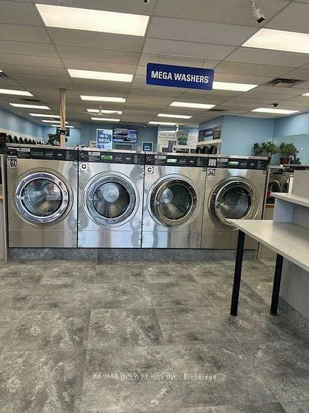 2891, Jane, Glenfield-Jane Heights, Toronto