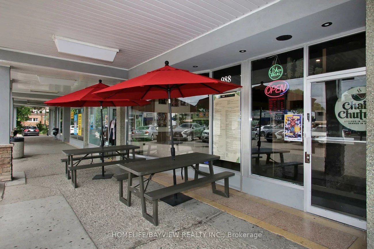 988, Albion, Thistletown-Beaumonde Heights, Toronto