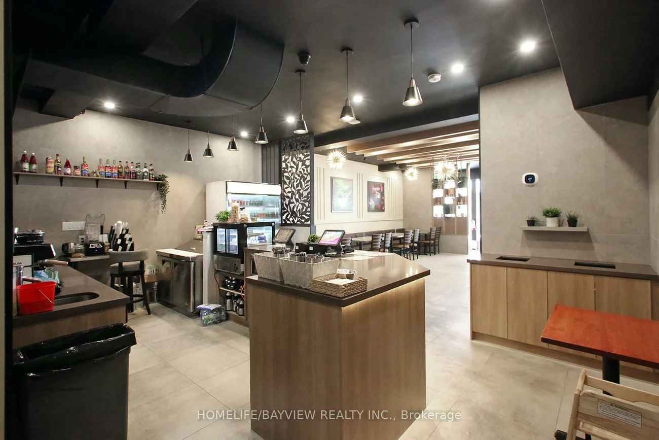 988, Albion, Thistletown-Beaumonde Heights, Toronto