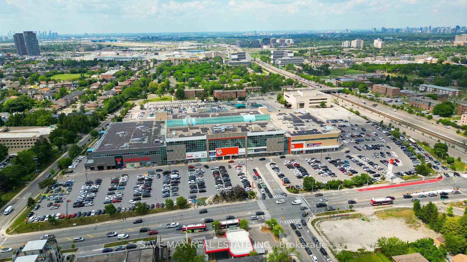 700, Lawrence, Yorkdale-Glen Park, Toronto