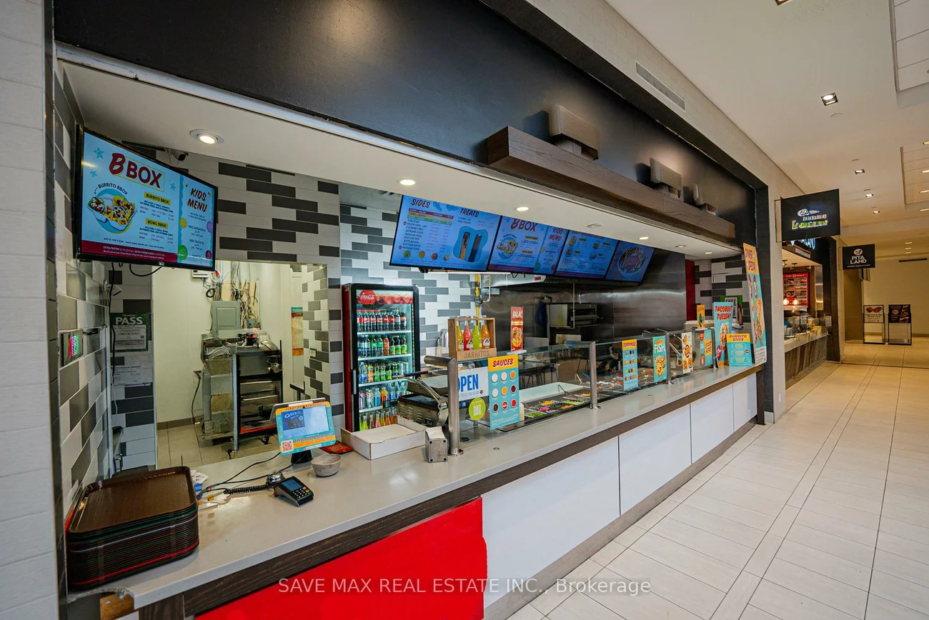 700, Lawrence, Yorkdale-Glen Park, Toronto