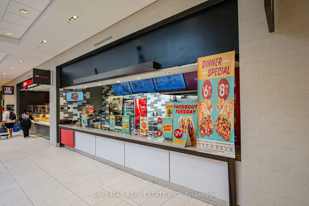 700, Lawrence, Yorkdale-Glen Park, Toronto
