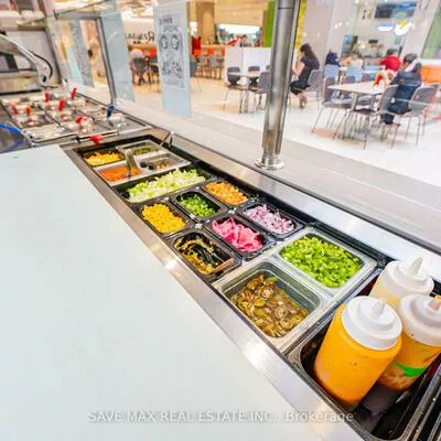 700, Lawrence, Yorkdale-Glen Park, Toronto