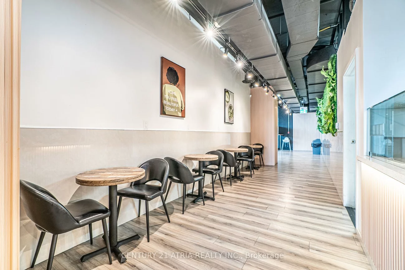 5245, Dundas, Islington-City Centre West, Toronto