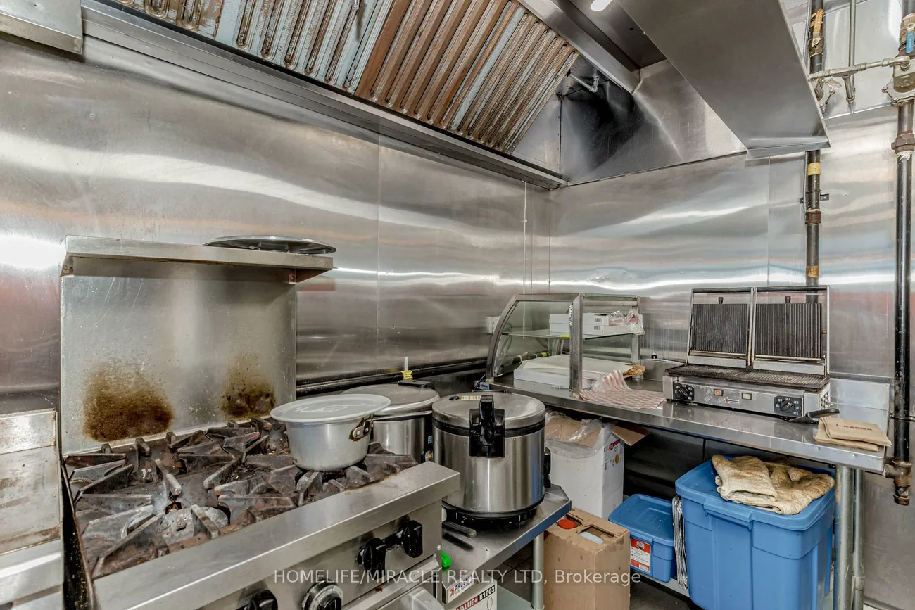 6230, Finch, Mount Olive-Silverstone-Jamestown, Toronto