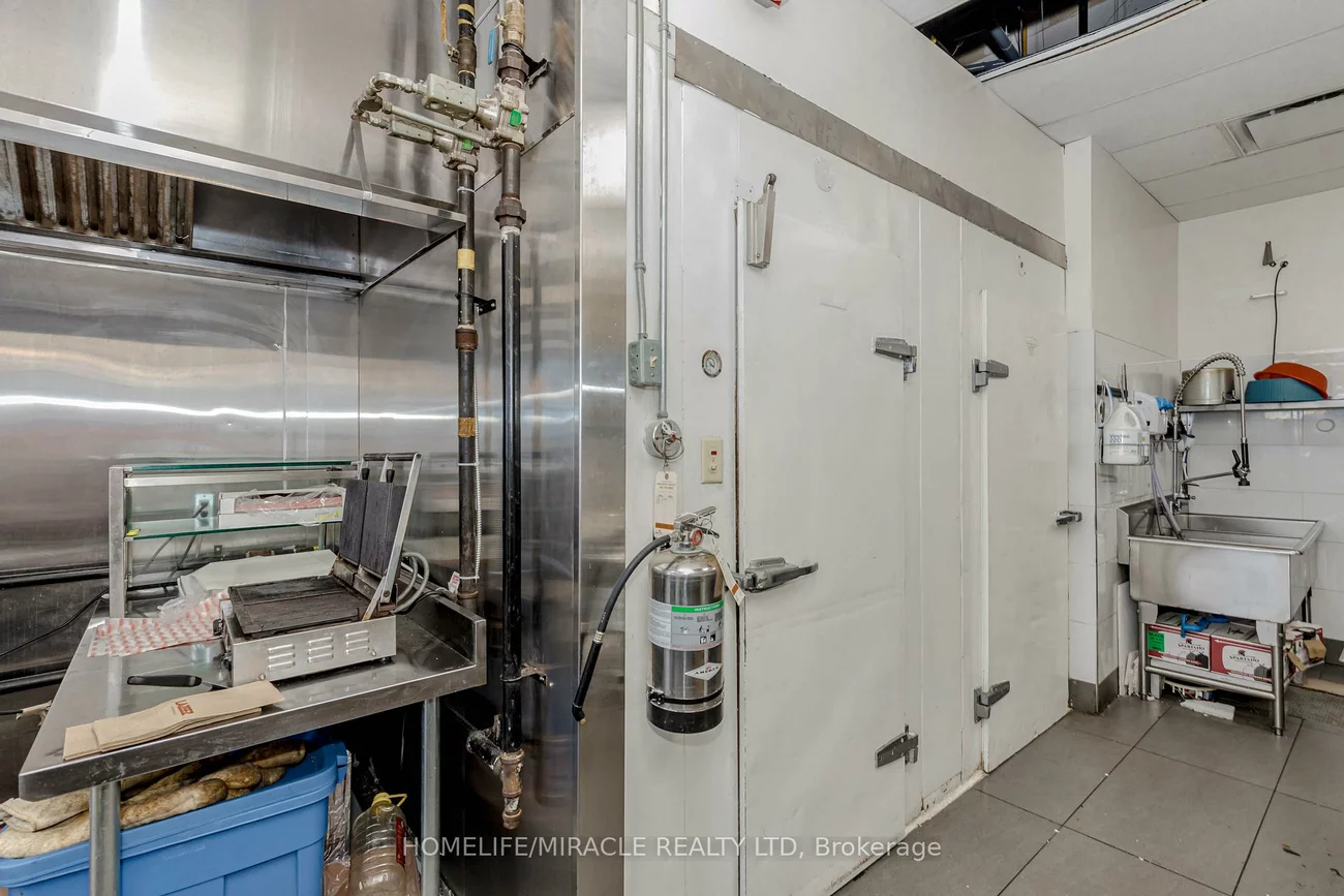 6230, Finch, Mount Olive-Silverstone-Jamestown, Toronto