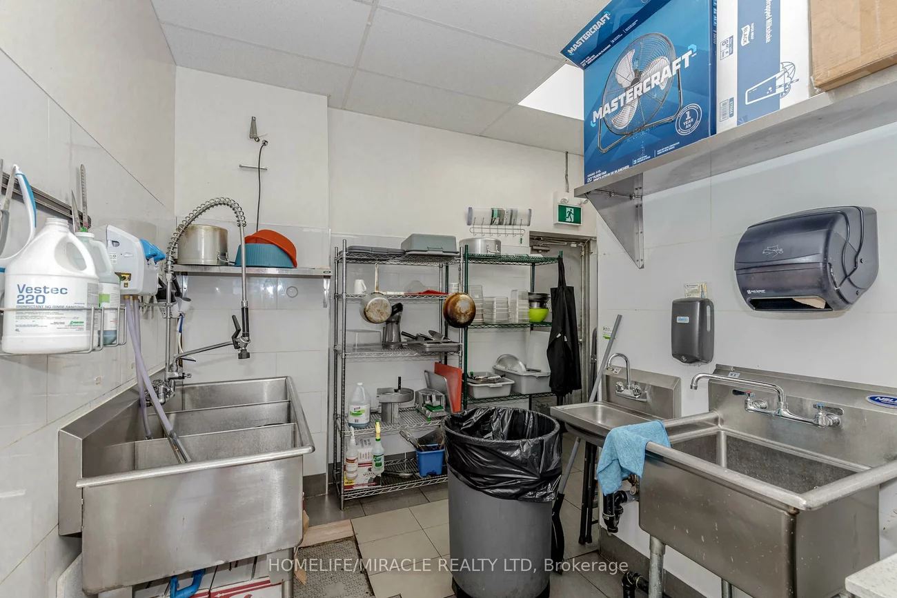 6230, Finch, Mount Olive-Silverstone-Jamestown, Toronto