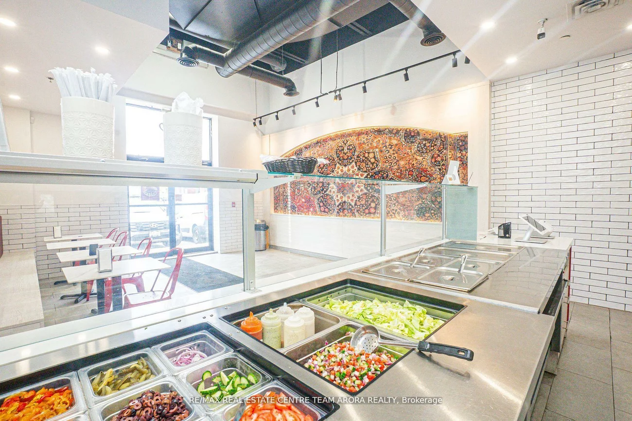 2737, Keele, Downsview-Roding-CFB, Toronto