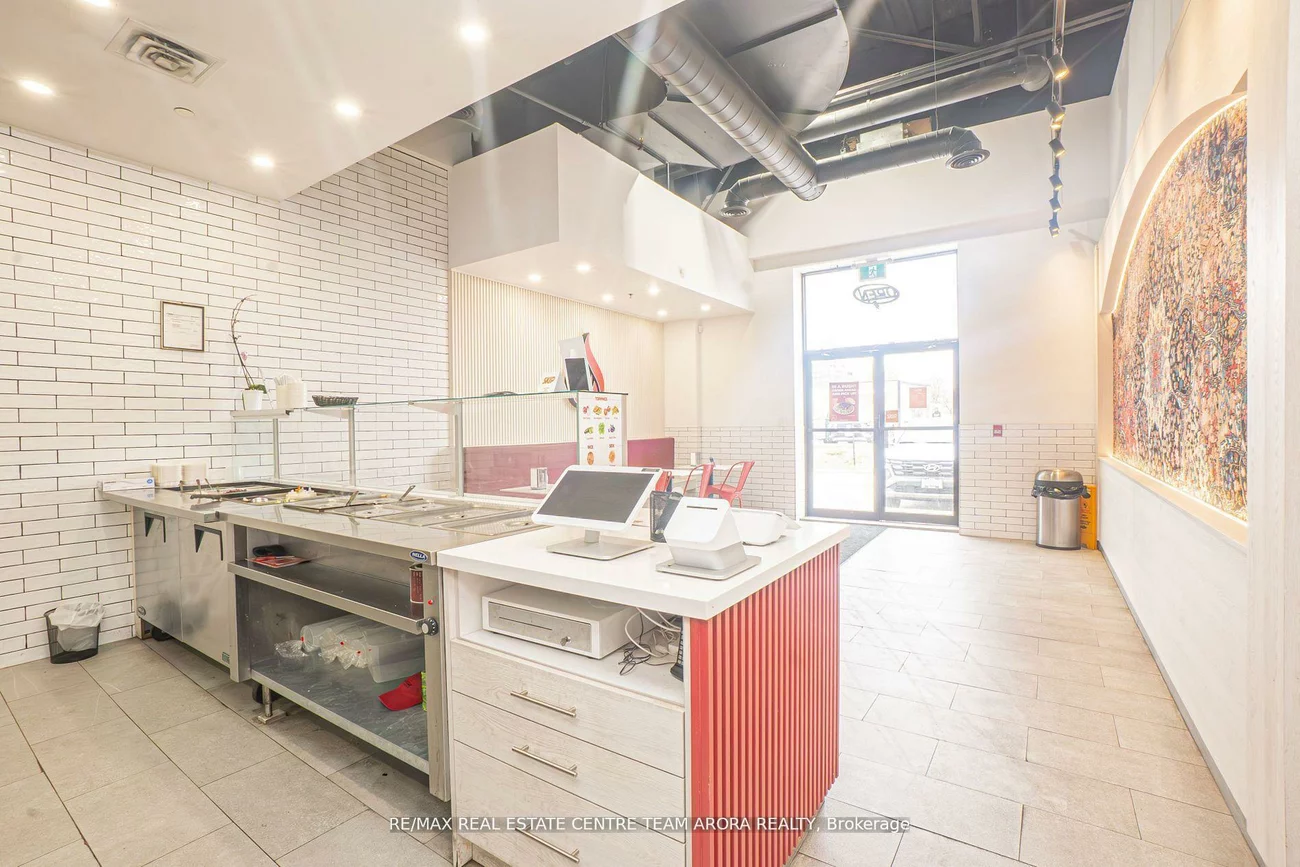 2737, Keele, Downsview-Roding-CFB, Toronto
