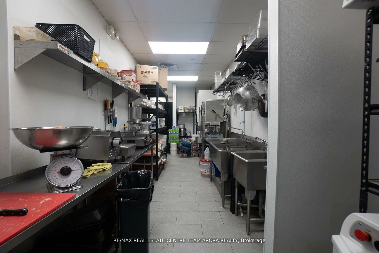 2737, Keele, Downsview-Roding-CFB, Toronto