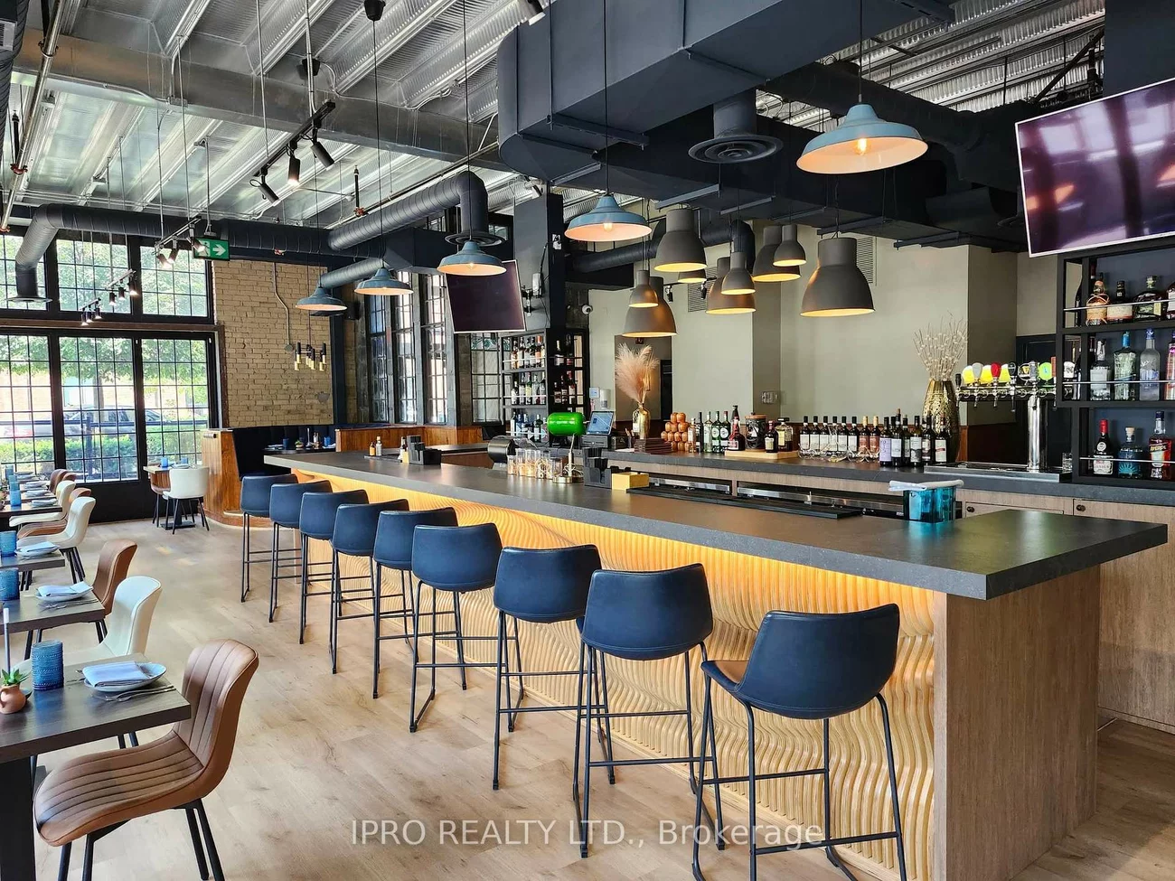 33, Powerhouse, Dovercourt-Wallace Emerson-Junction, Toronto