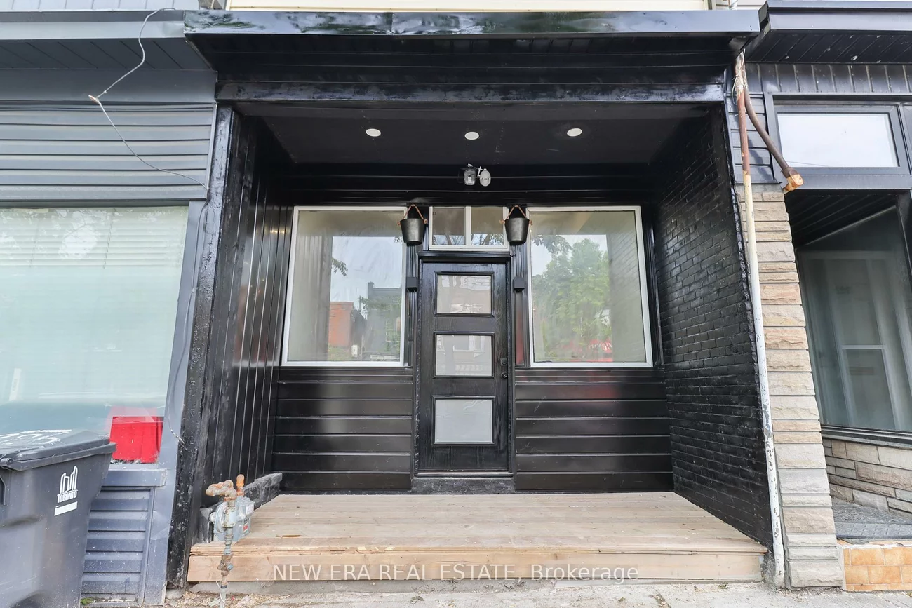 990, Dovercourt, Dovercourt-Wallace Emerson-Junction, Toronto