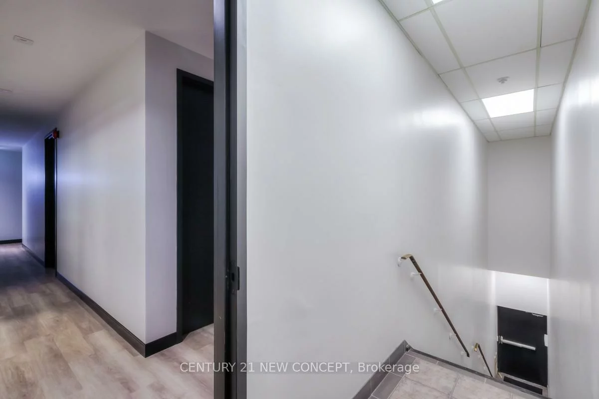 4250, Weston, Humber Summit, Toronto