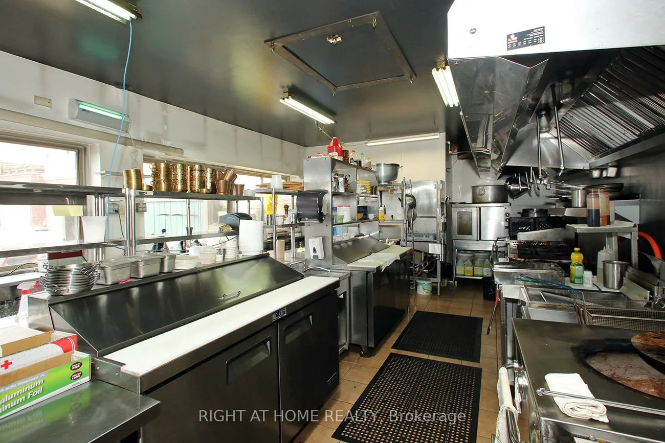 1370, St Clair, Corso Italia-Davenport, Toronto