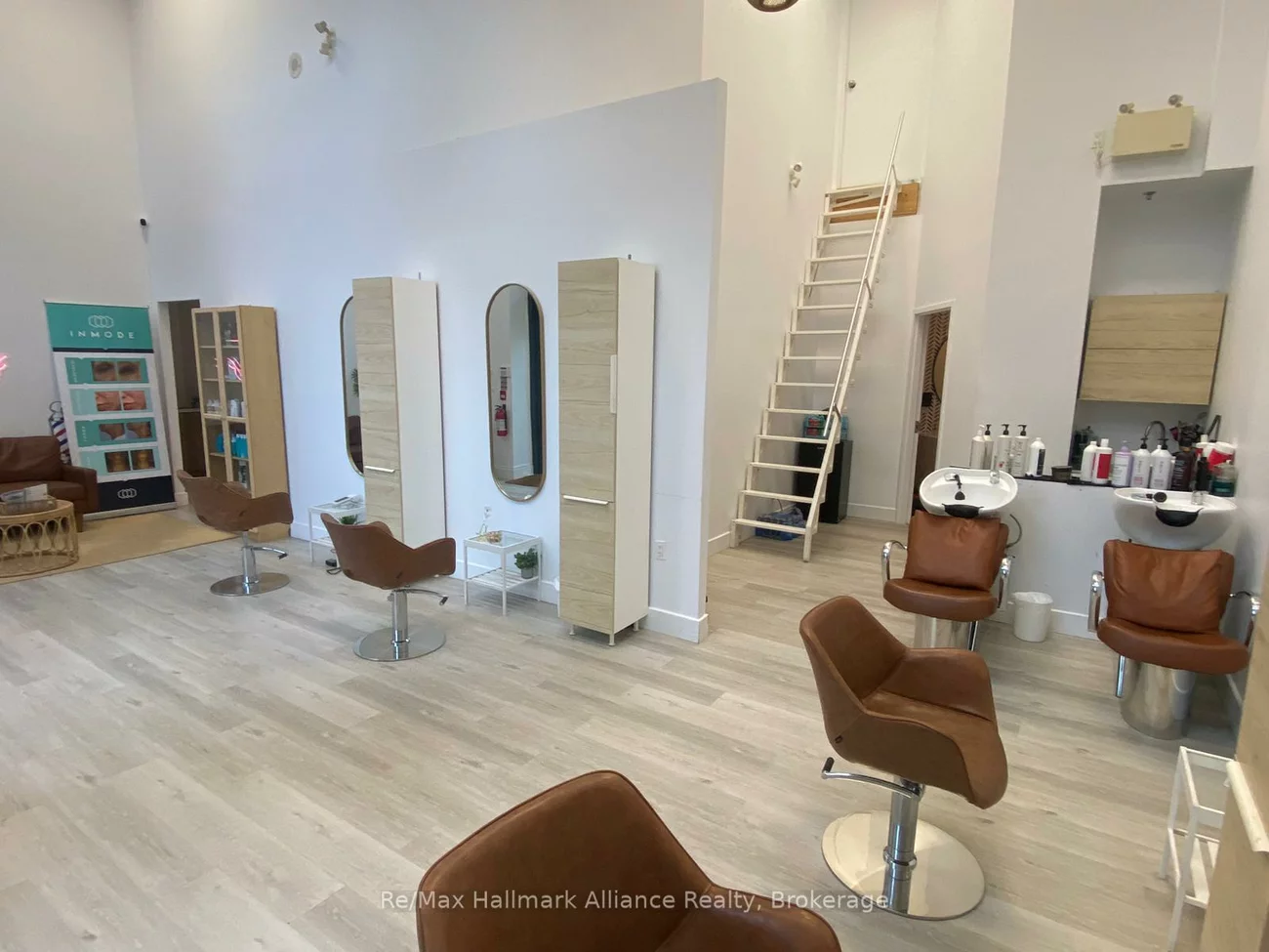 2083, Lake Shore, Mimico, Toronto