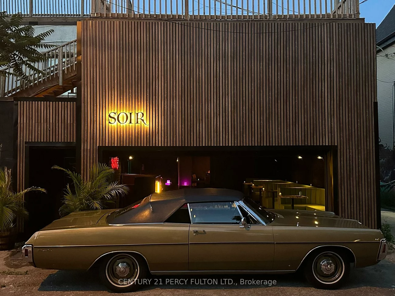 81, Elm, South Parkdale, Toronto