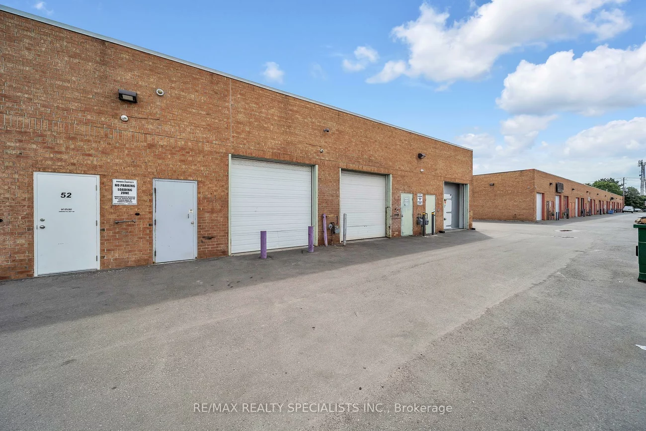6923, Steeles, West Humber-Clairville, Toronto