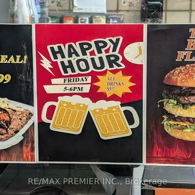 Commercial for sale, 1387, Lawrence, Brookhaven-Amesbury, Toronto