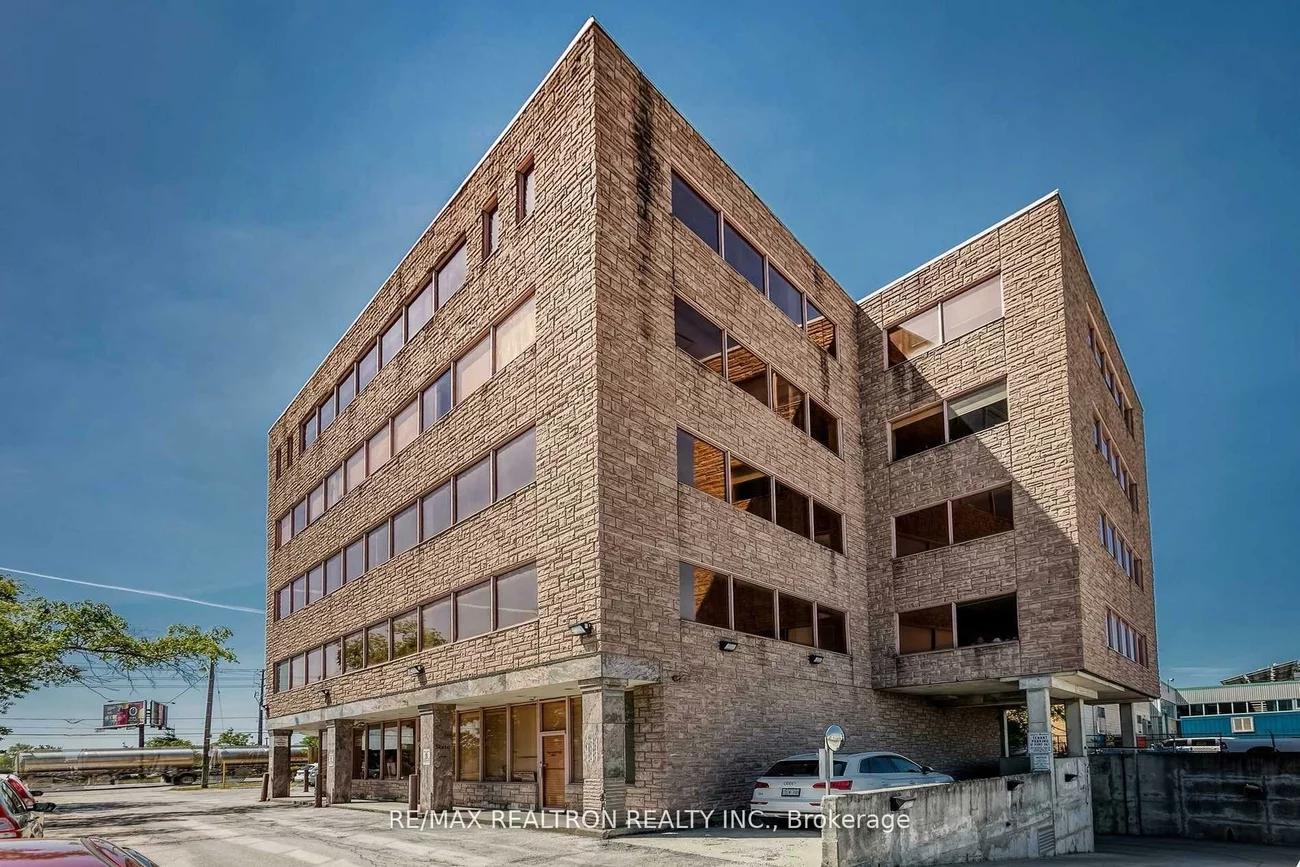 1018, Finch, York University Heights, Toronto