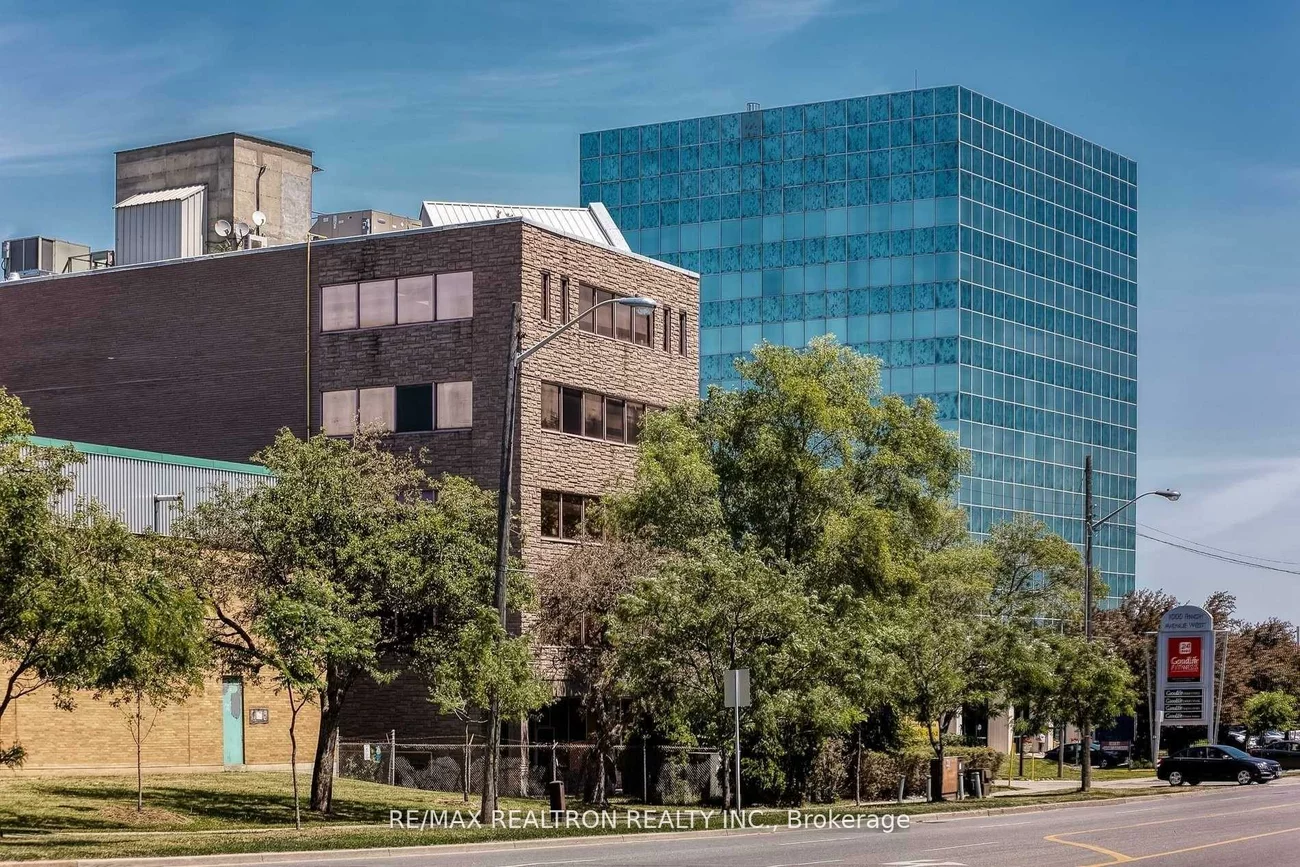 1018, Finch, York University Heights, Toronto