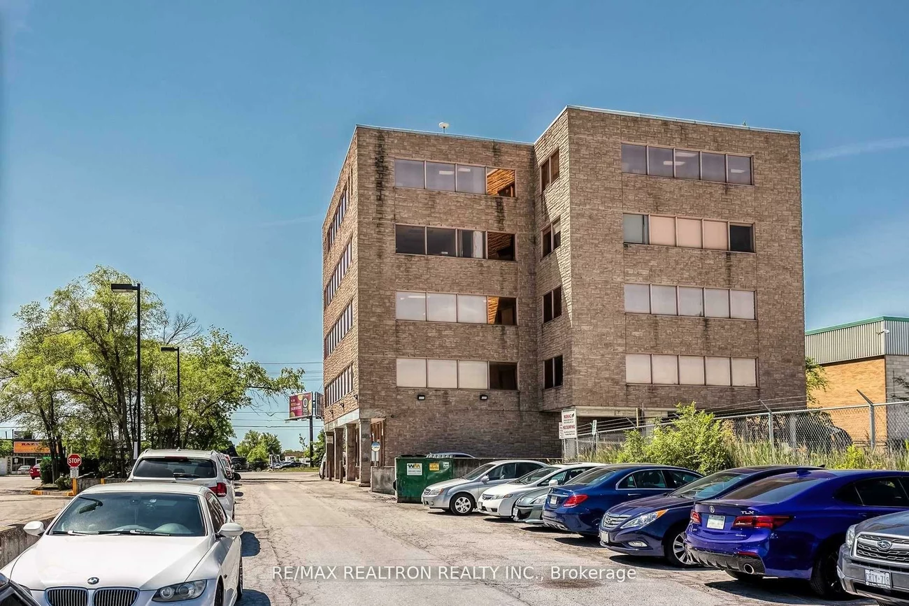 1018, Finch, York University Heights, Toronto