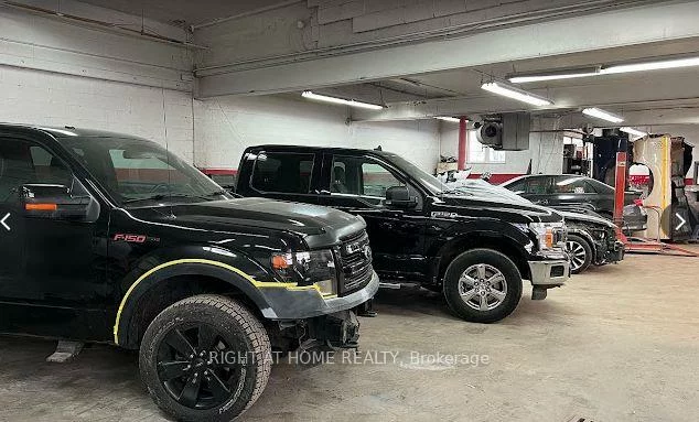 393, Weston, Junction Area, Toronto