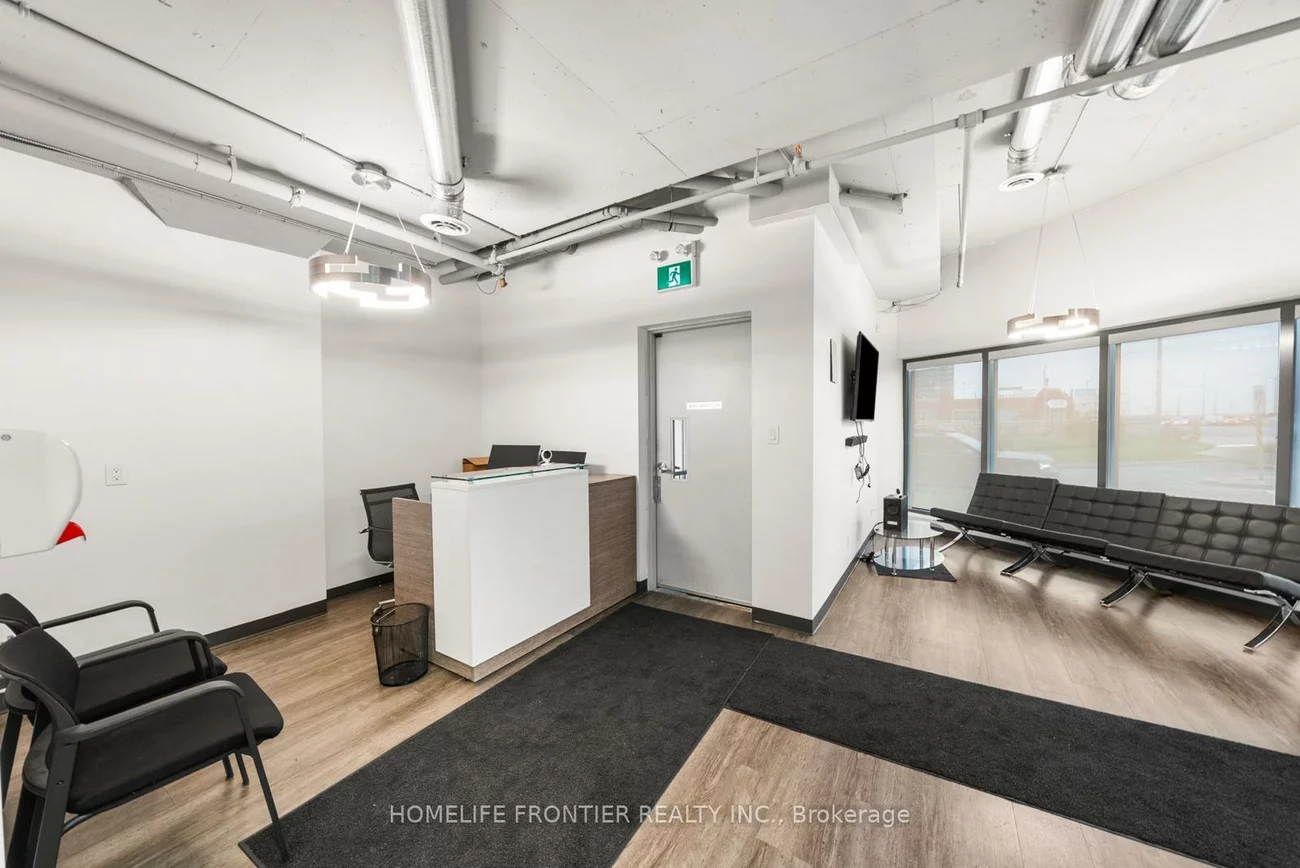 16, McAdam, Yorkdale-Glen Park, Toronto