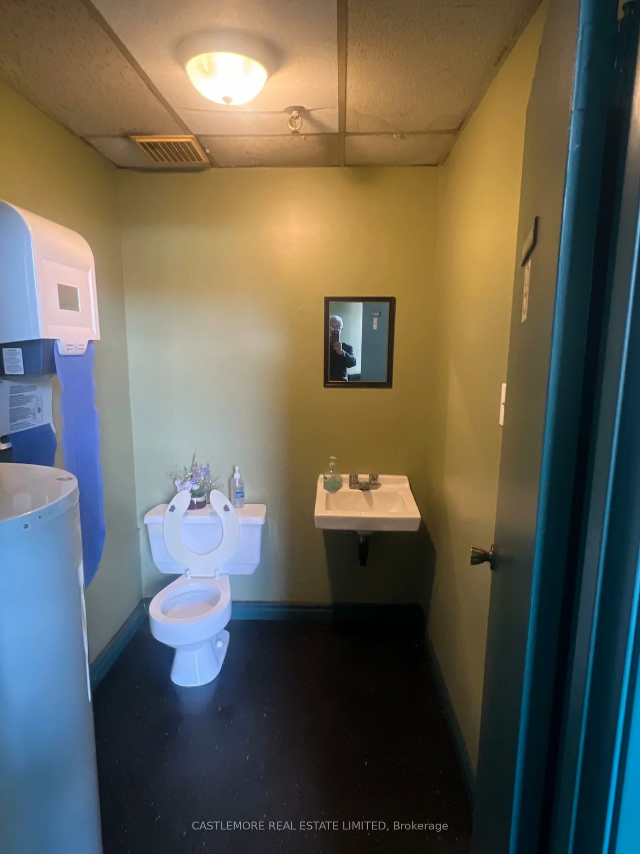 148, limestone, York University Heights, Toronto